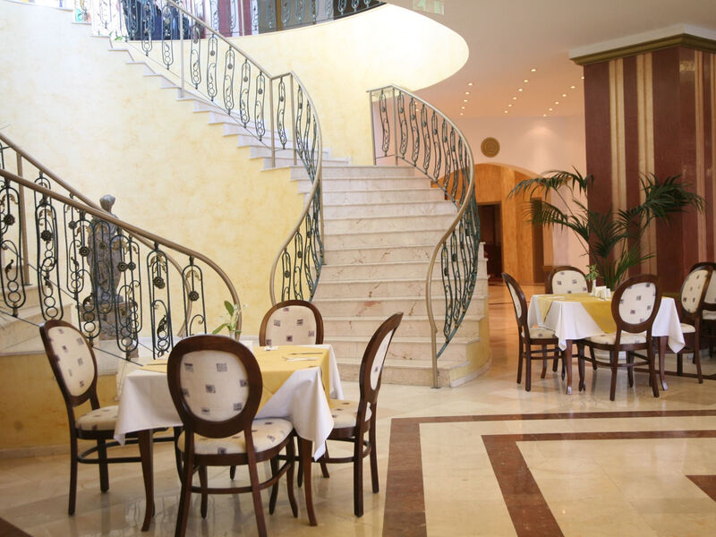 Duni Royal Marina Palace