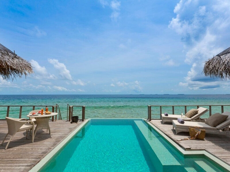 Dusit Thani Maldives