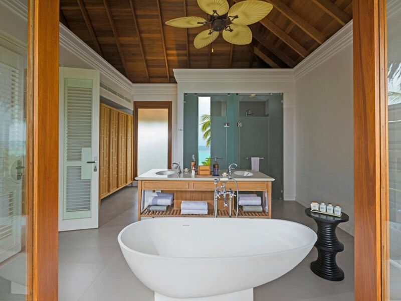 Dusit Thani Maldives