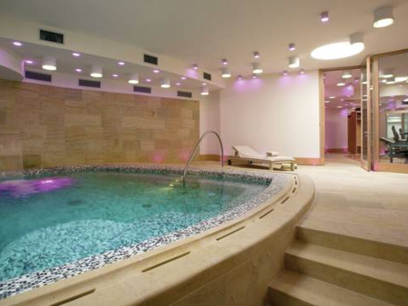 Ea Bianca Luxury Resort