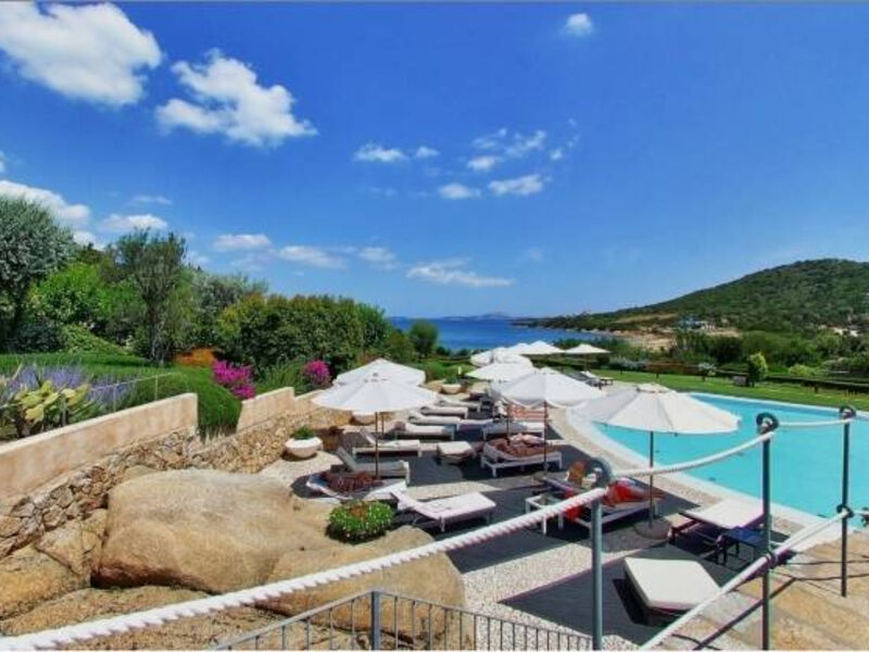 Ea Bianca Luxury Resort