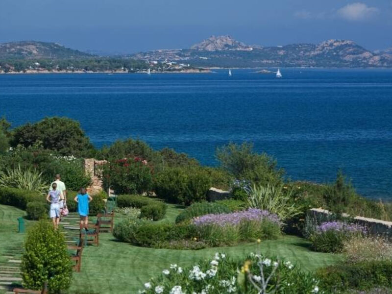 Ea Bianca Luxury Resort