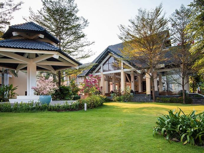 Eden Resort