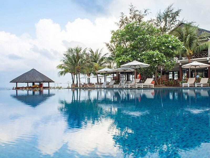 Eden Resort
