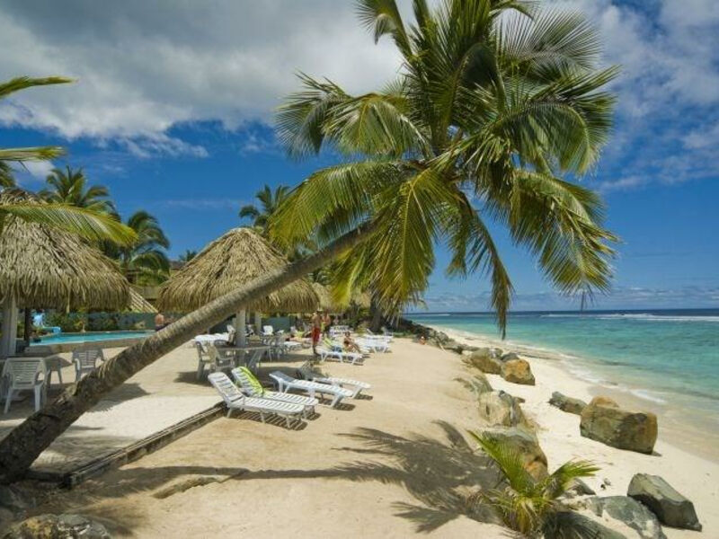 Edgewater Resort & Spa