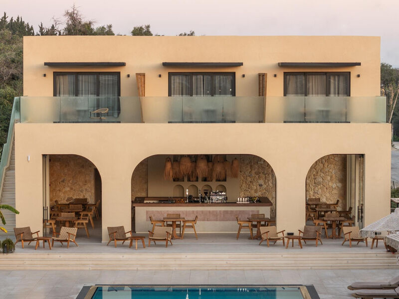Ekati Mare Boutique Resort