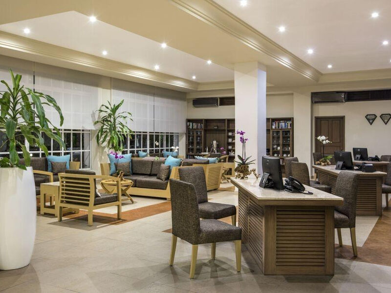 El Dorado Seaside Suites