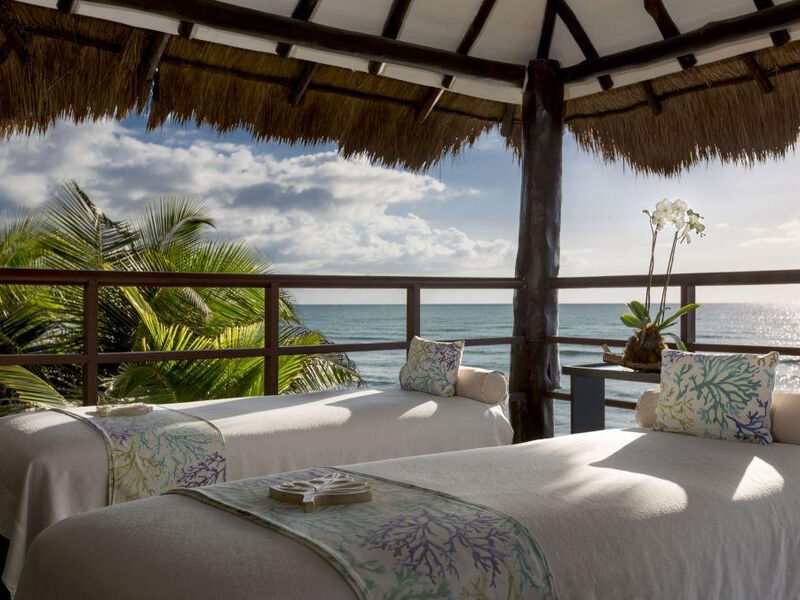 El Dorado Seaside Suites