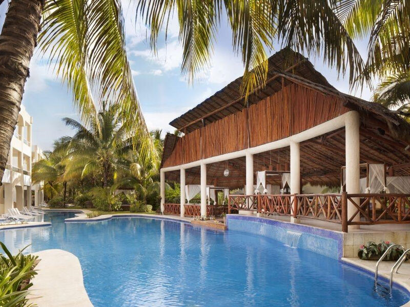 El Dorado Seaside Suites