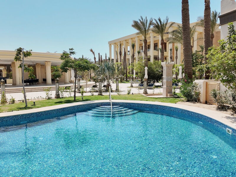 El Kasr Sahl Hasheesh