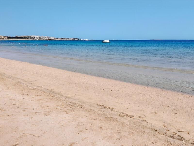 El Kasr Sahl Hasheesh