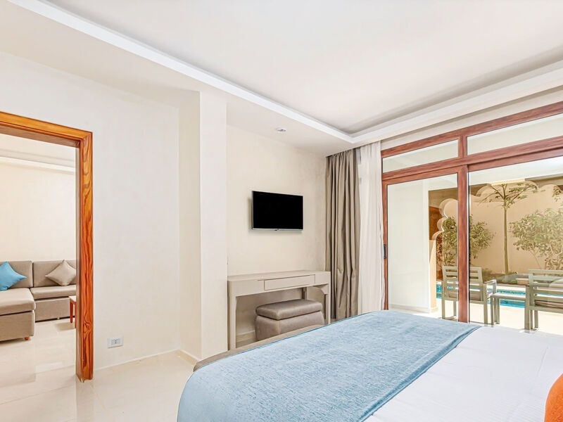 El Kasr Sahl Hasheesh