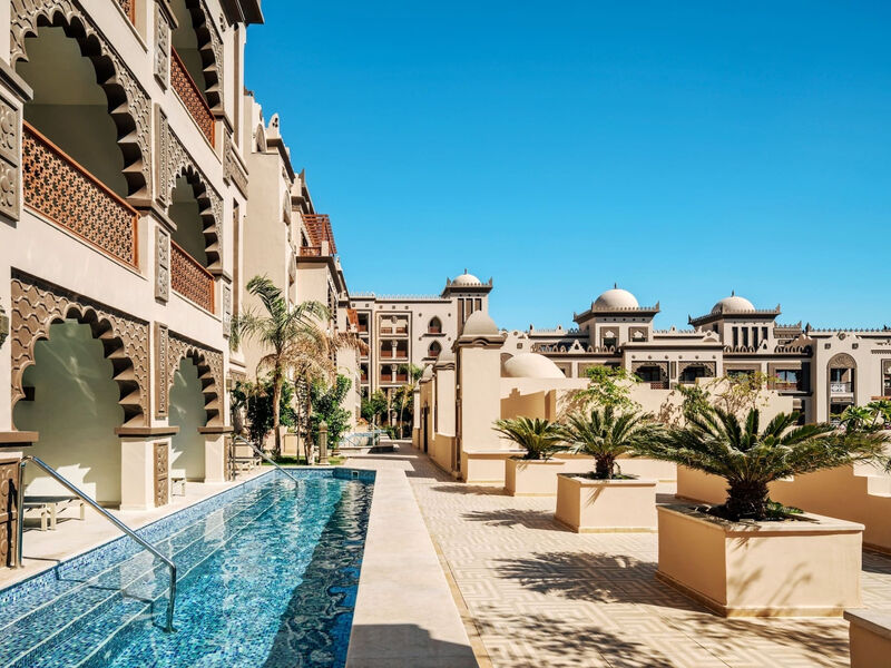 El Kasr Sahl Hasheesh