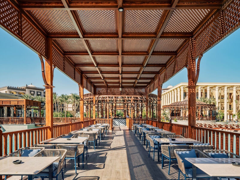 El Kasr Sahl Hasheesh