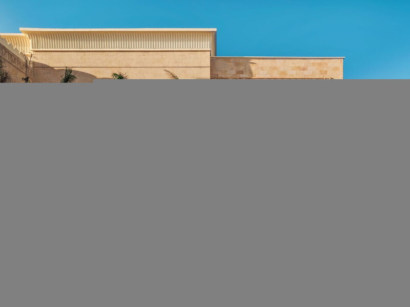 El Kasr Sahl Hasheesh