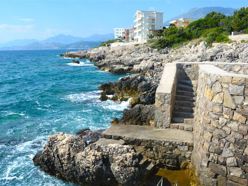 El Mar Club