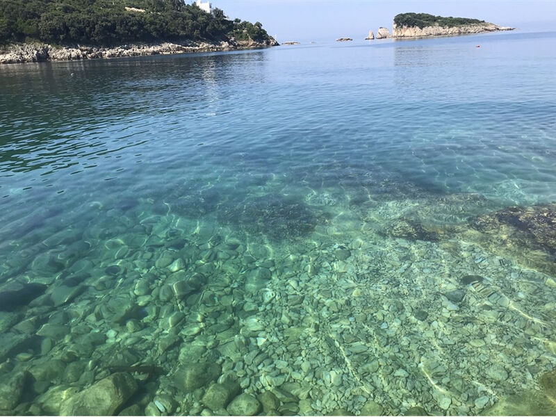 El Mar Club