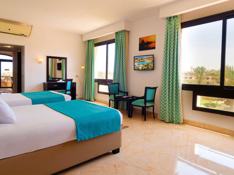 El Phistone Beach Resort