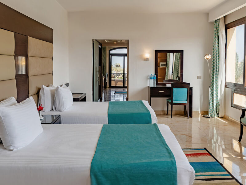 El Phistone Beach Resort