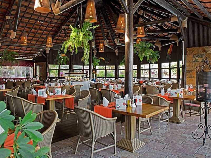Elba Sara Beach & Golf Resort