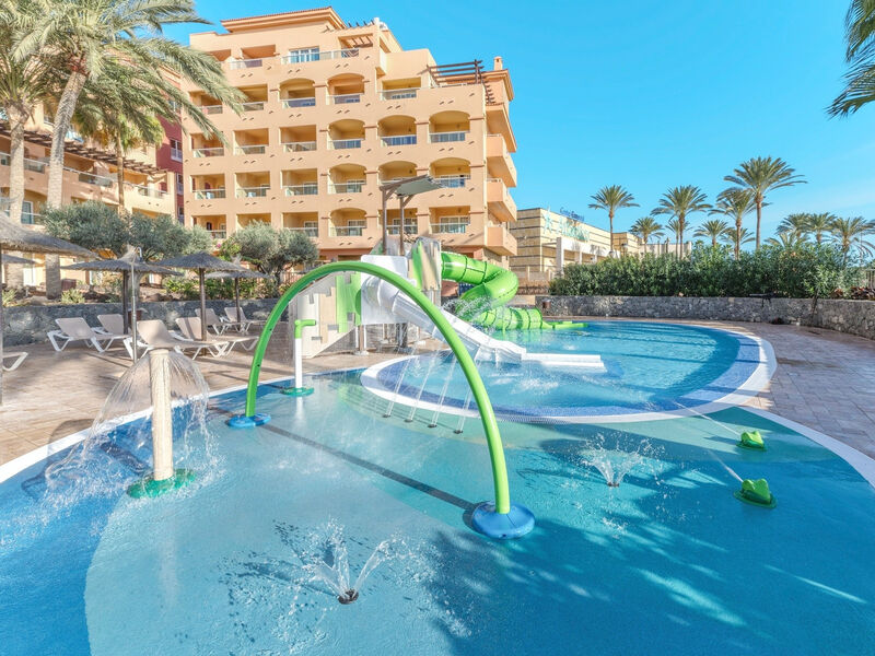 Elba Sara Beach & Golf Resort