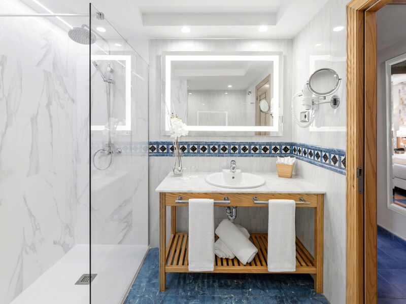 Elba Sara Beach & Golf Resort