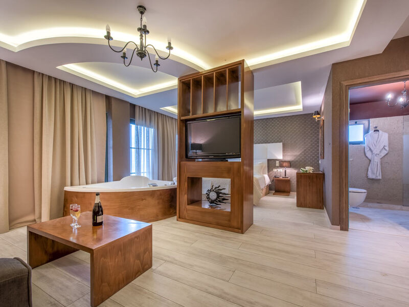 Elegance Luxury Executive Suites