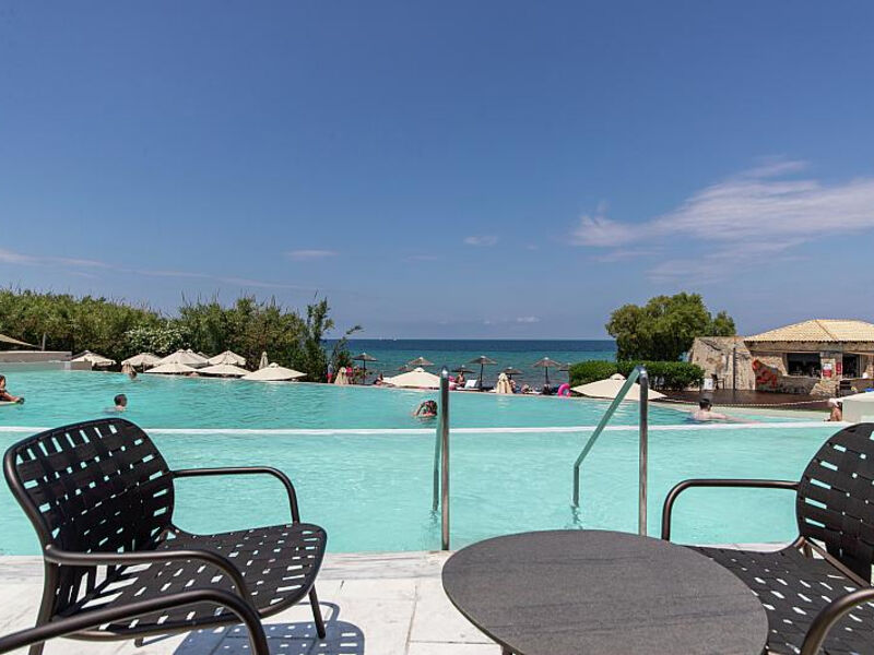 Eleon Grand Resort & Spa
