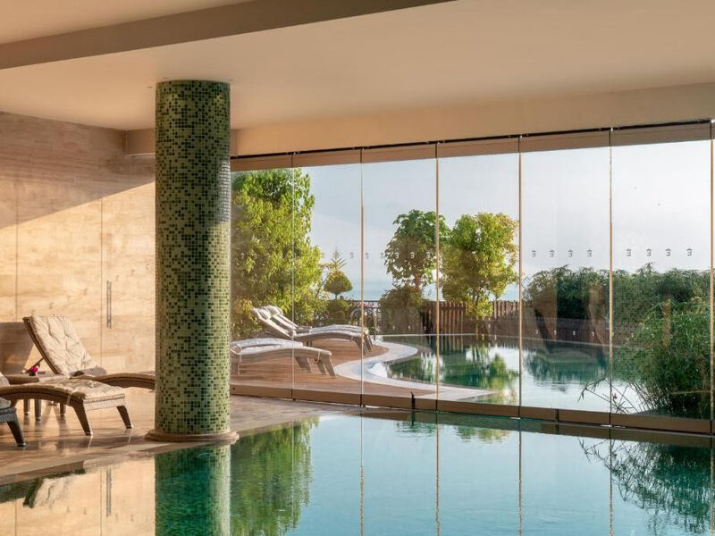 Elexus Hotel & Spa
