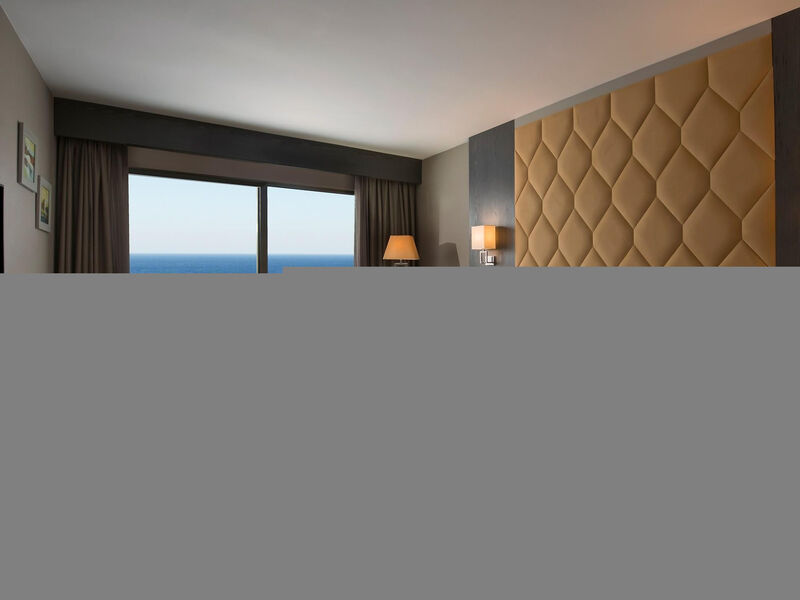 Elexus Hotel & Spa