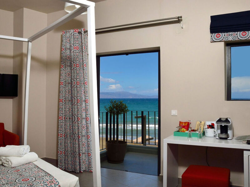 Elia Agia Marina Beach Hotel