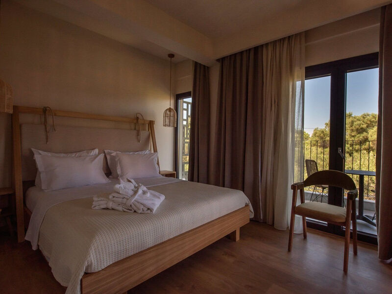 Elies 33 Bio Retreat