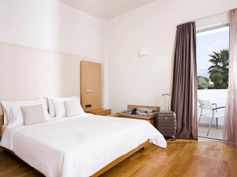 Elite City Resort