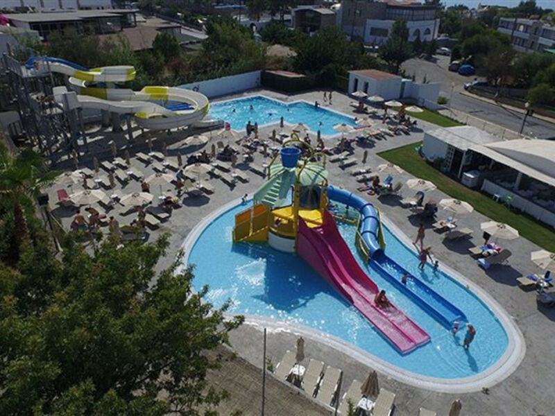 Ellia Hotel