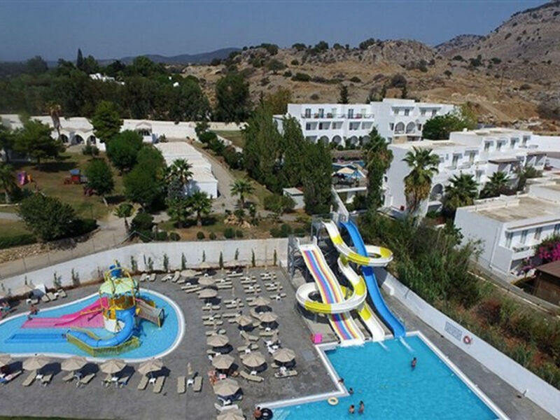 Ellia Hotel