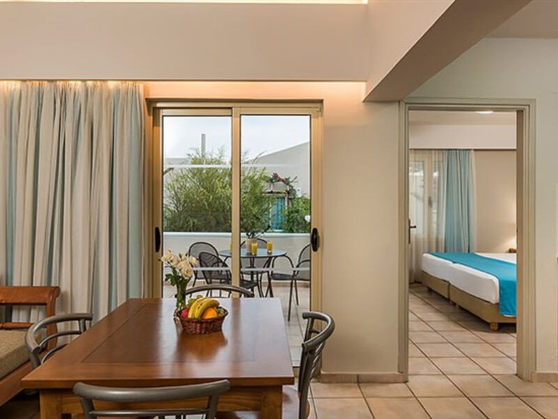 Elotis Suites