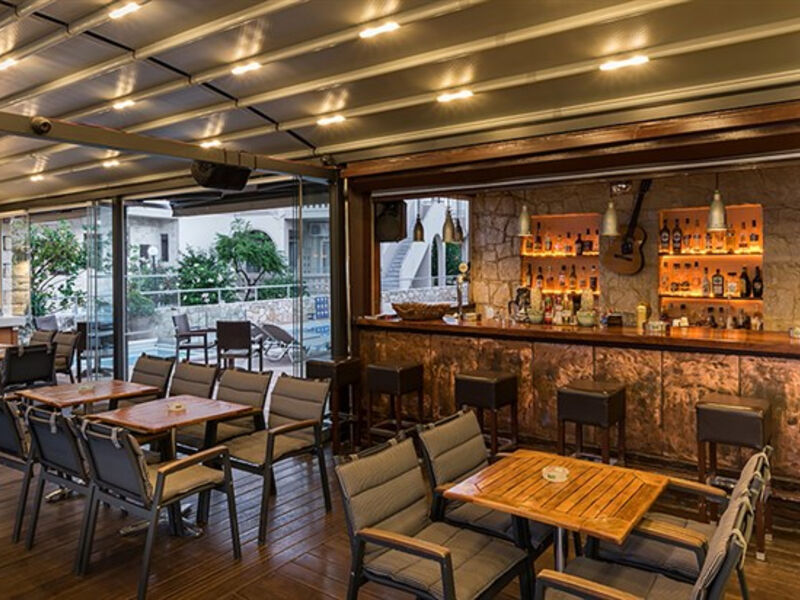 Elotis Suites
