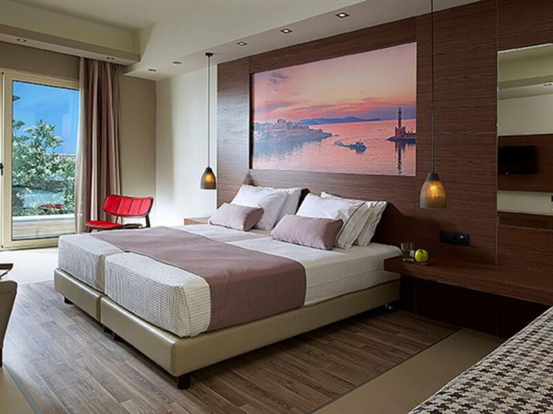 Elotis Suites