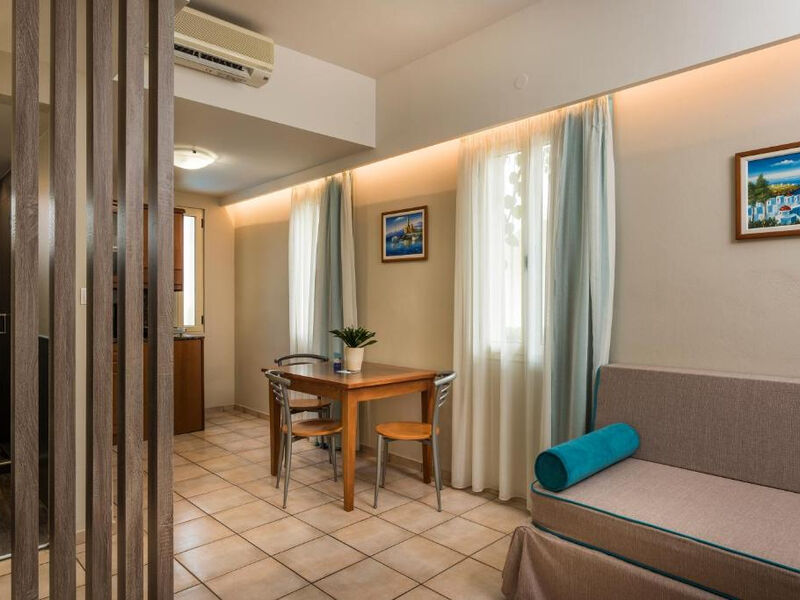 Elotis Suites
