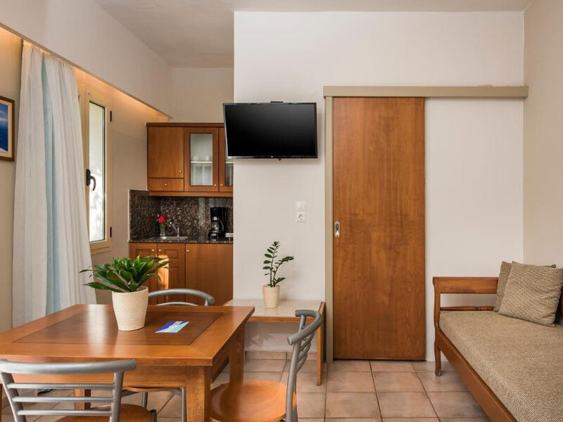 Elotis Suites