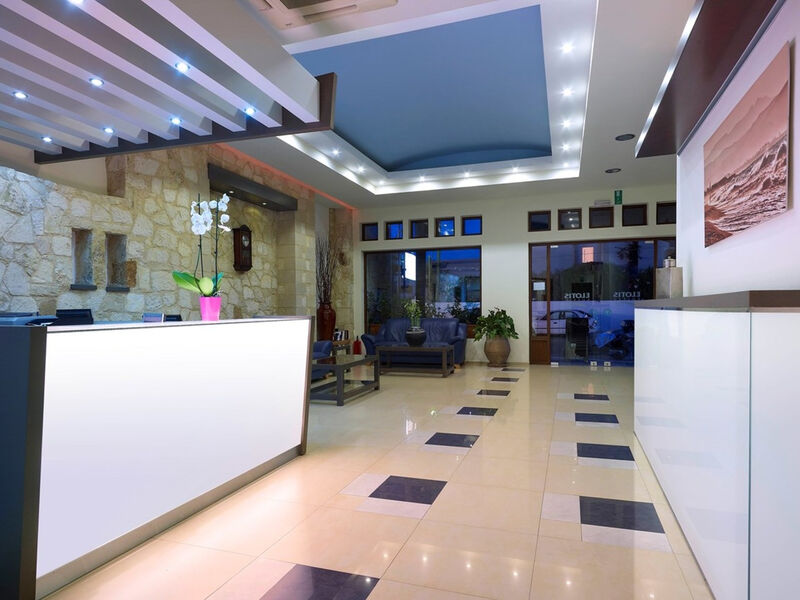 Elotis Suites