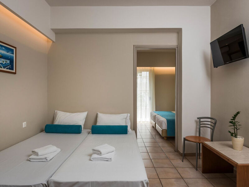 Elotis Suites Ag. Marina