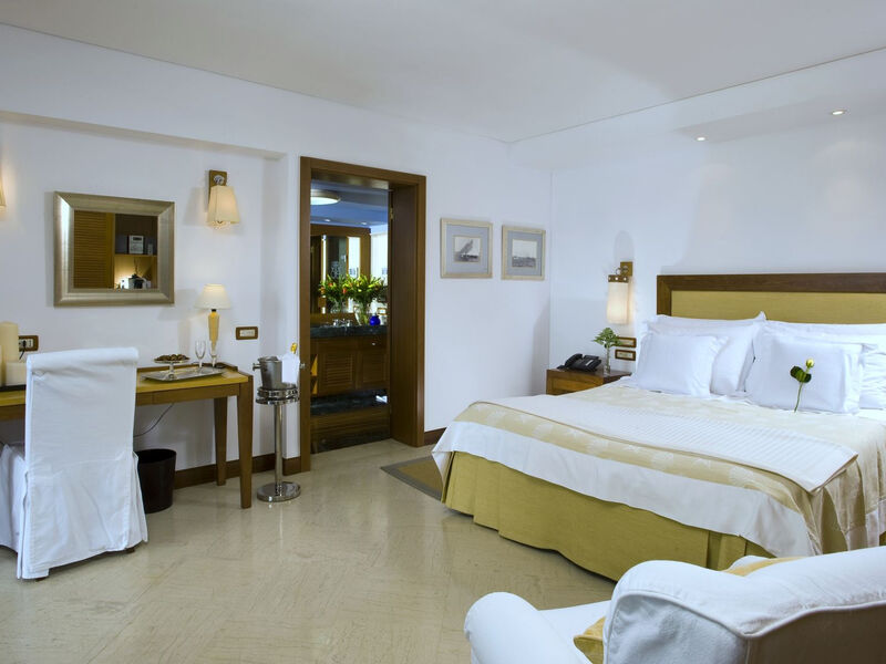 Elounda Beach Hotel & Villas