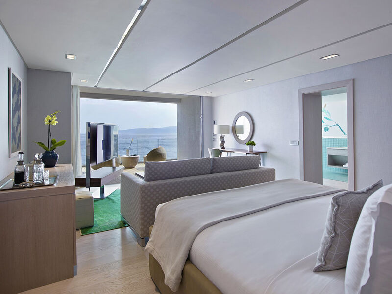 Elounda Beach Hotel & Villas