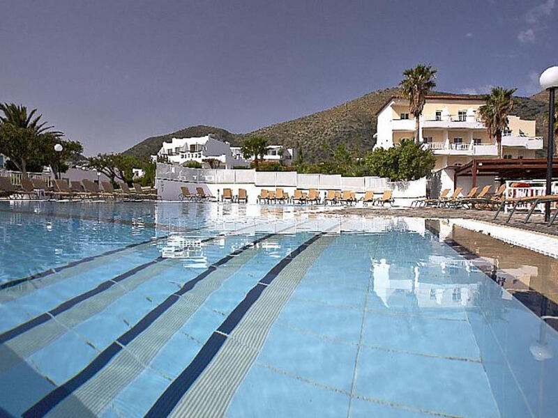 Elounda Breeze Resort