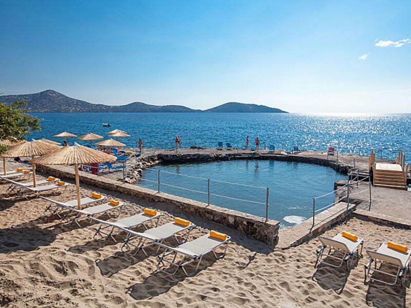 Elounda Breeze Resort