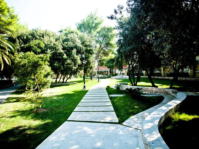 Elounda Breeze Resort