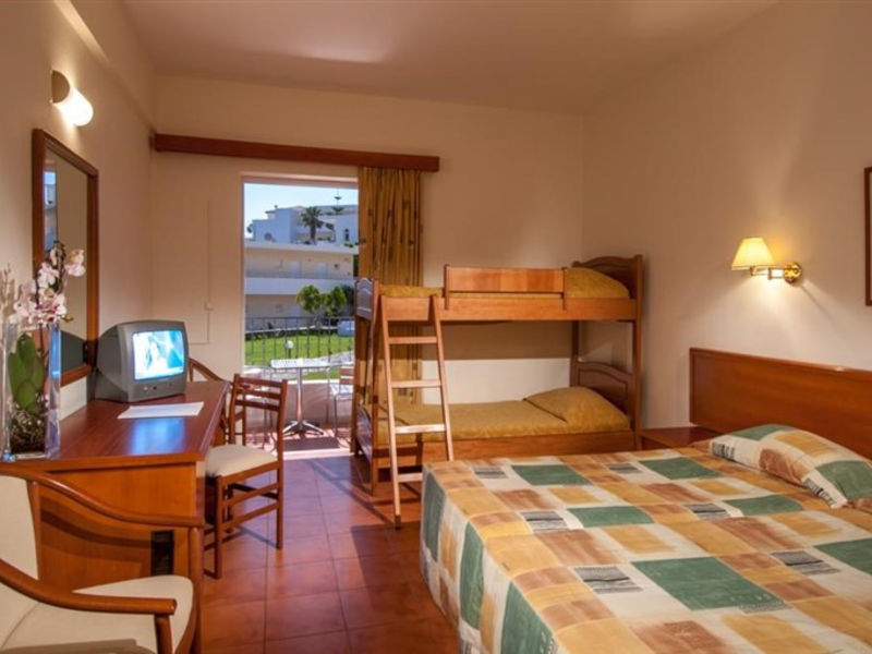 Elounda Breeze Resort