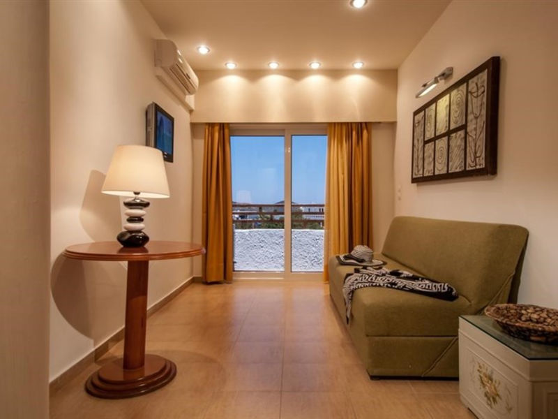 Elounda Breeze Resort