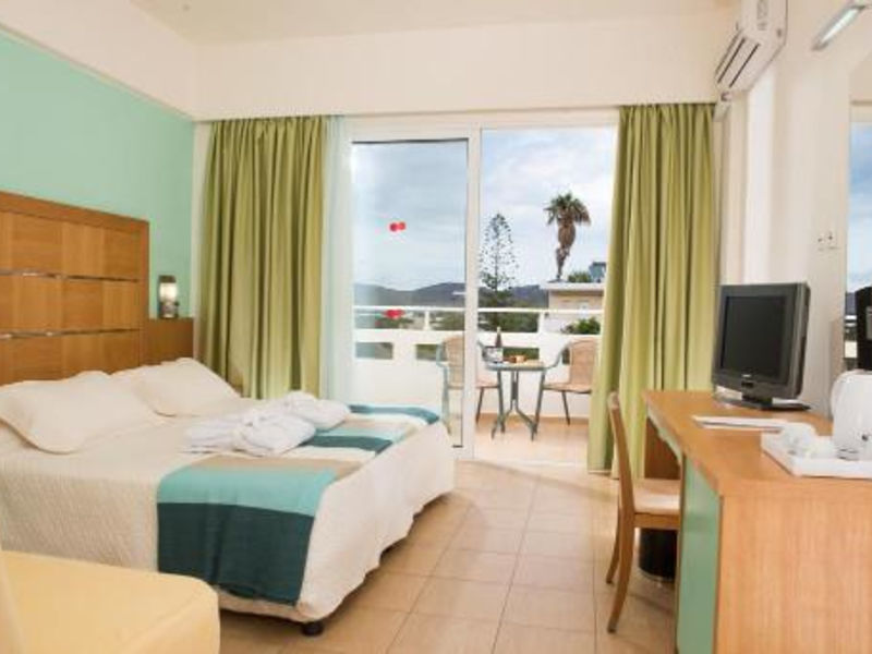 Elounda Breeze Resort